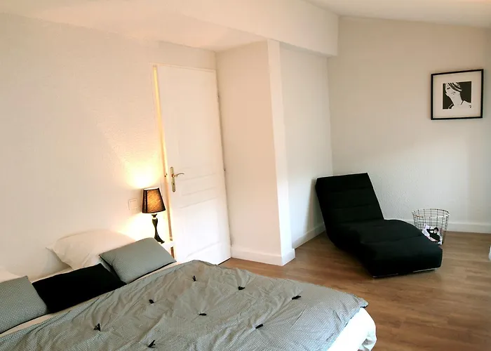 Cite Chic Apartment *